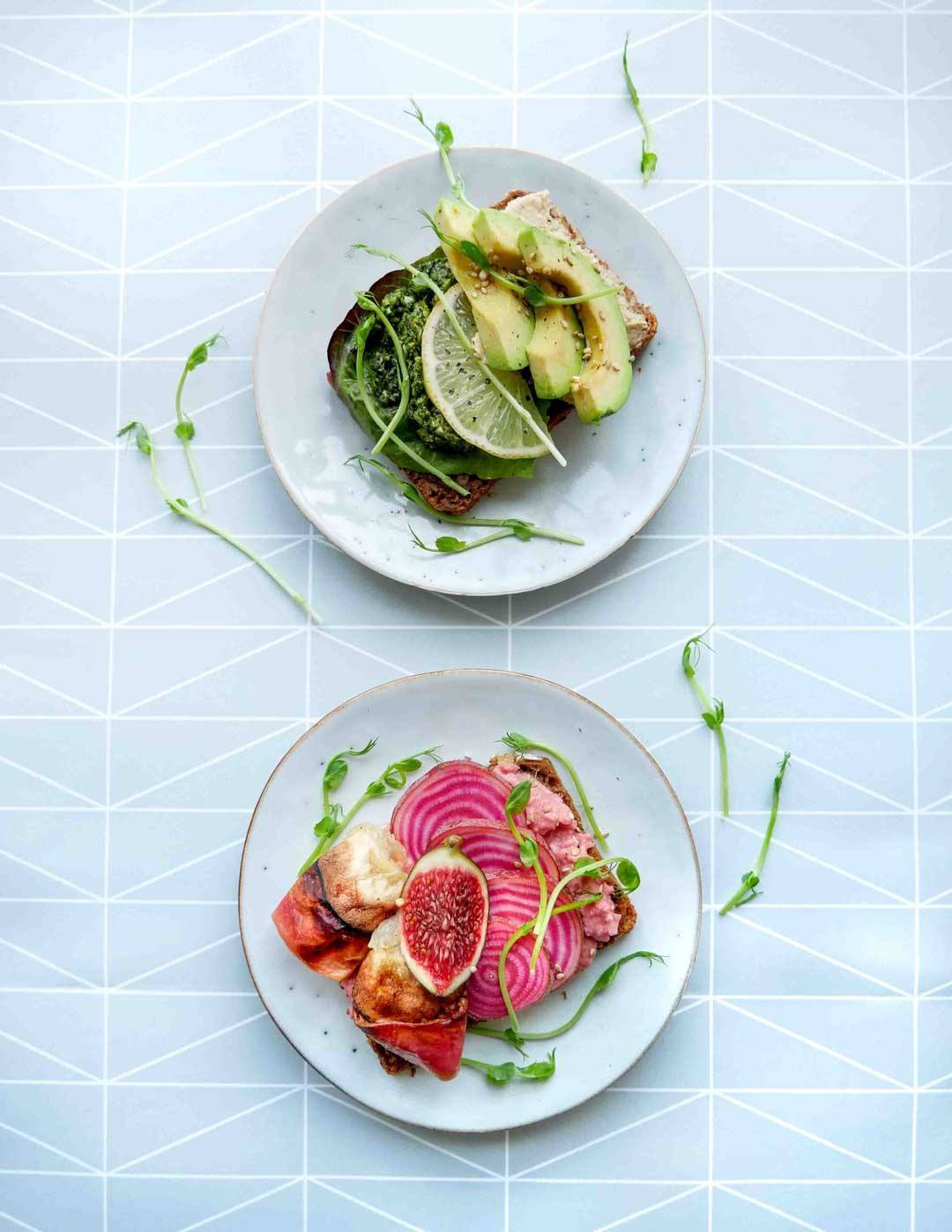 beetroot hummus rye bread