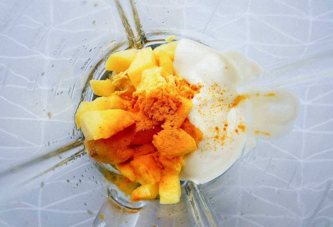 mango smoothie