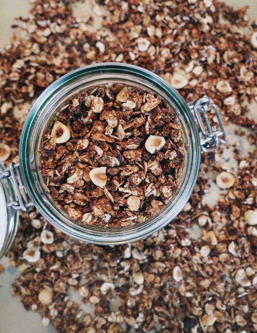 chocolate granola