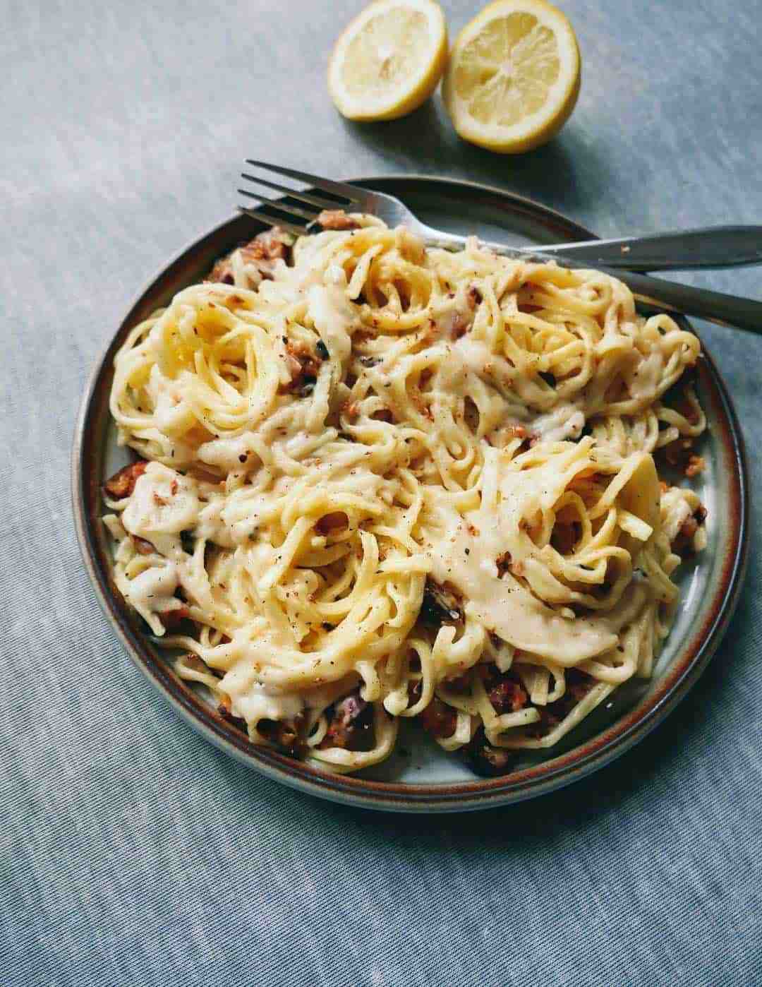 Vegetarian Spaghetti Carbonara | Vegetarian Foody&amp;#39;s