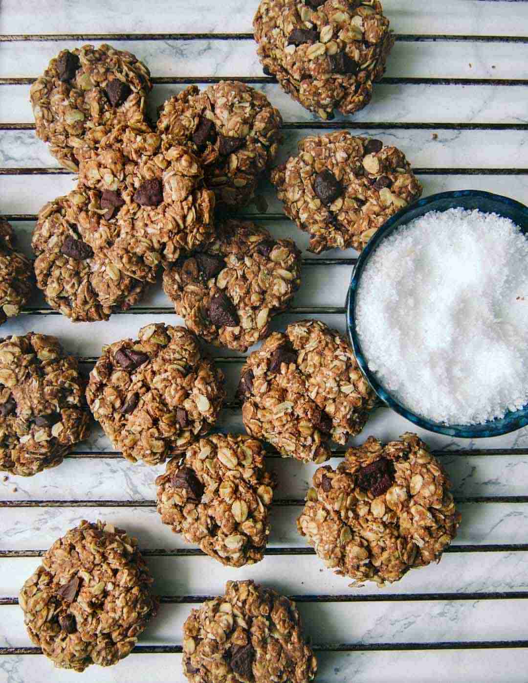 healthy chocolate cookies with oats