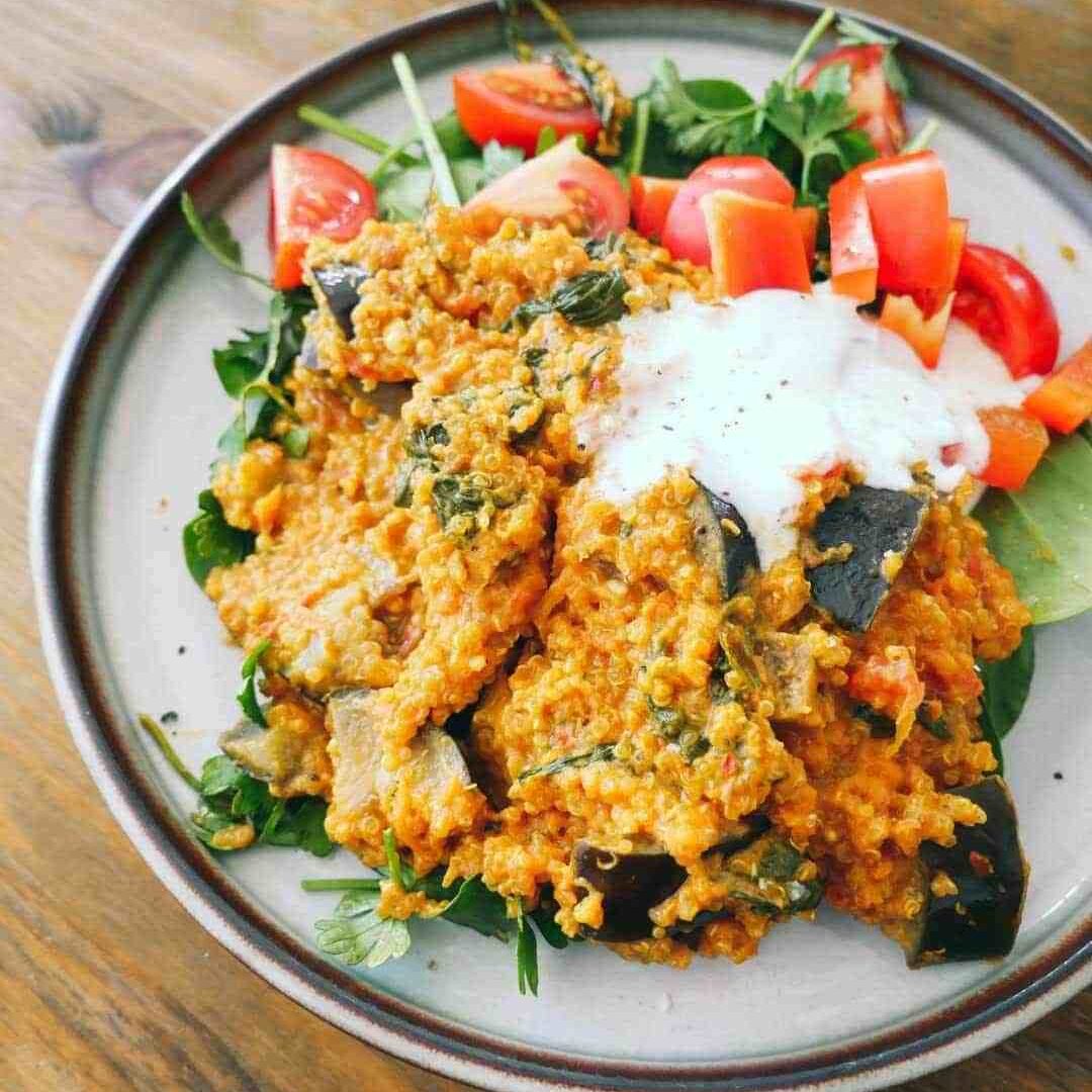quinoa-gryde med grøntsager