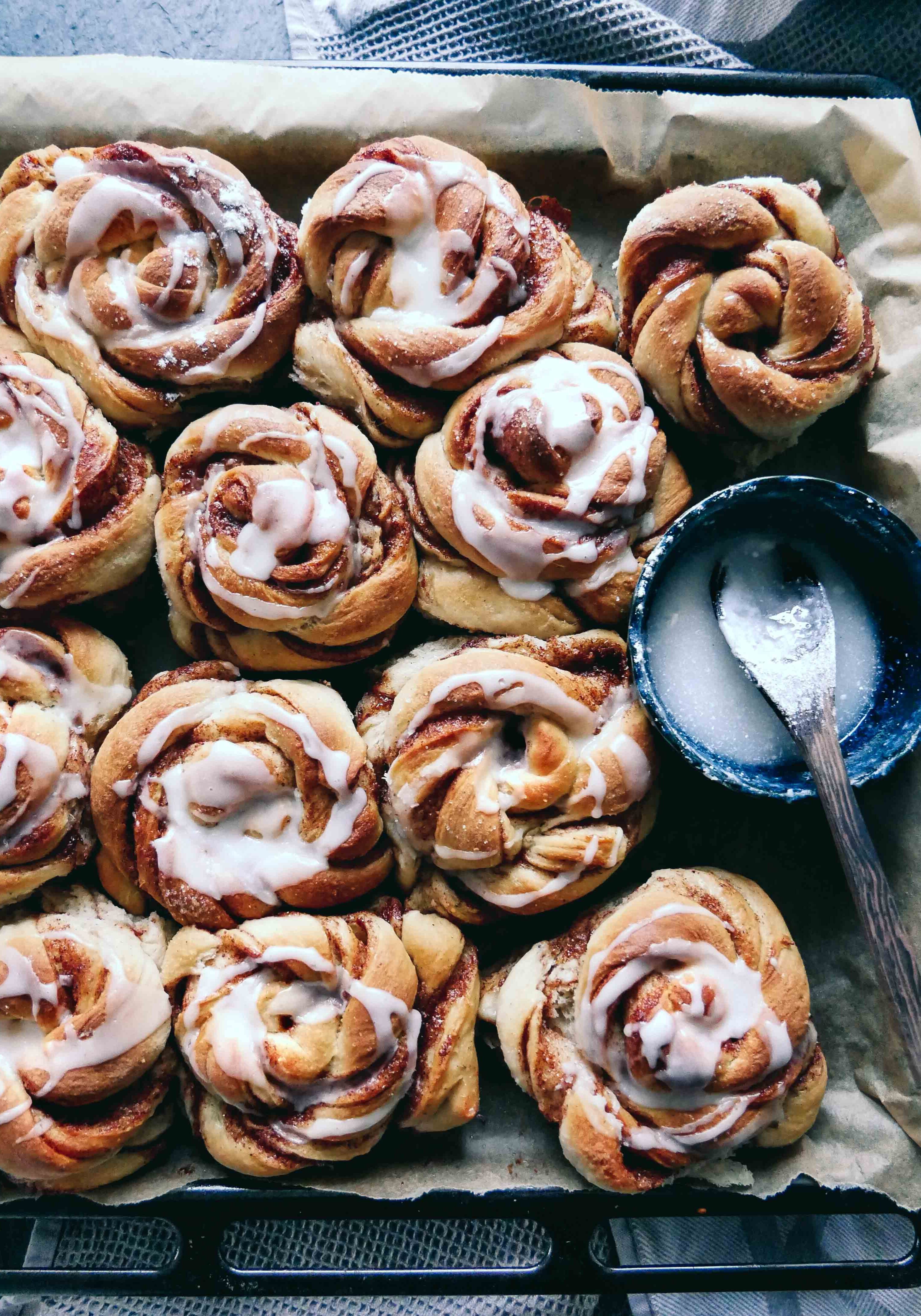 danish vegan cinnamon rolls like kanelsnurrer